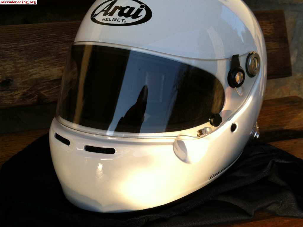 Casco Arai GP5K