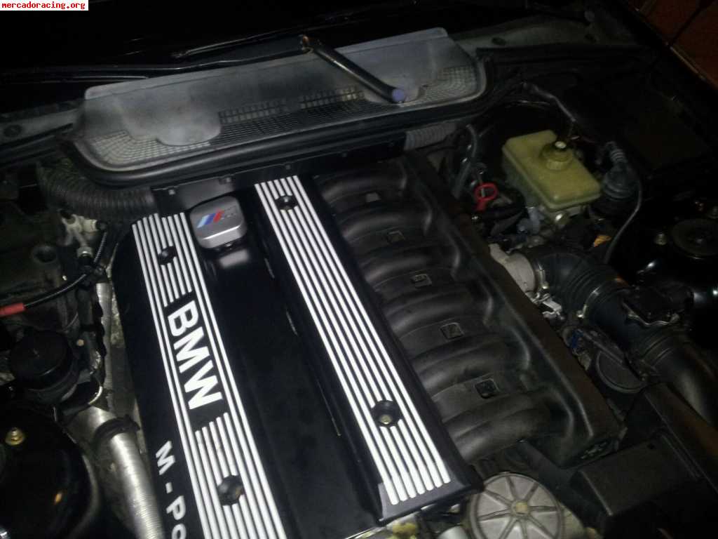 Cuantos cilindros bmw 320i