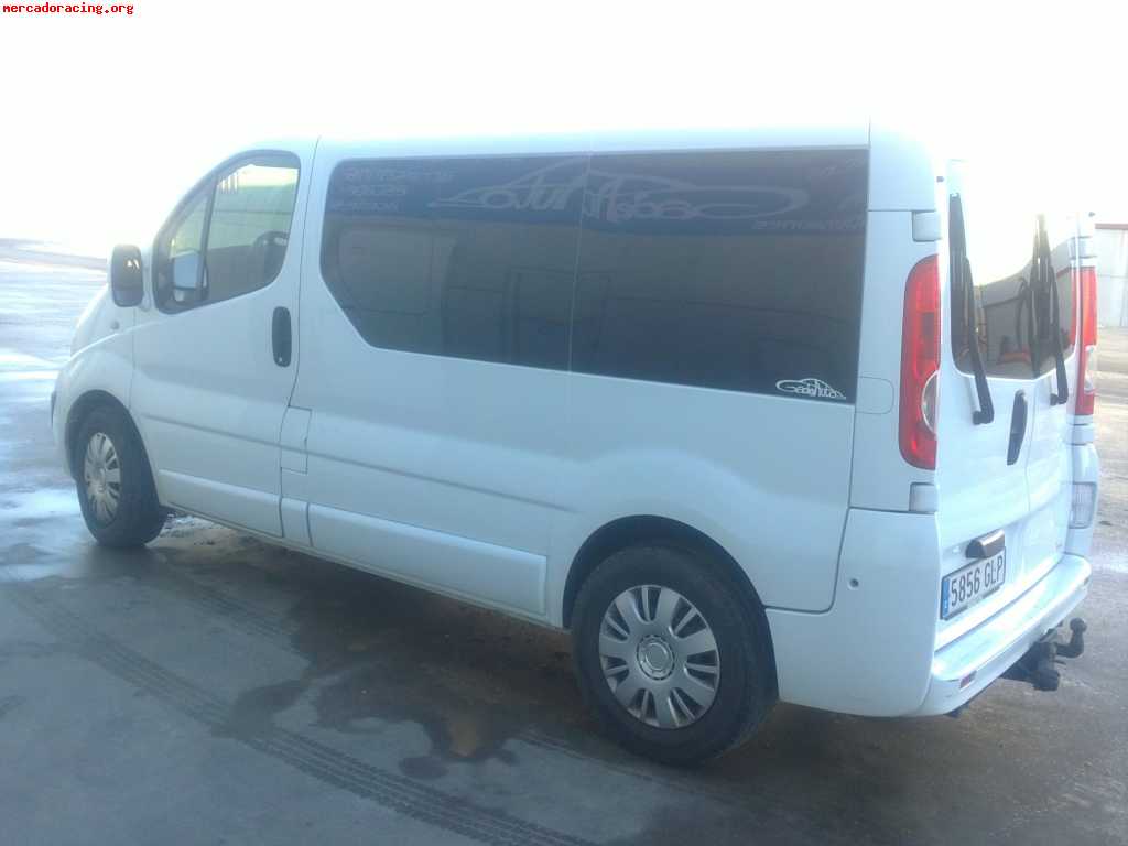 Nissan primastar 9 lugares usada #9
