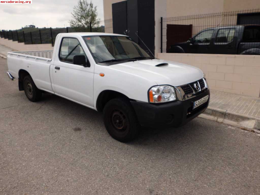Se vende camioneta nissan #2