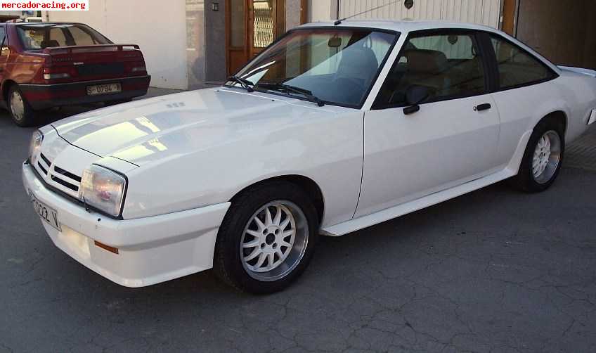 Vendo Opel Manta GSI Vendo Opel Manta GSI
