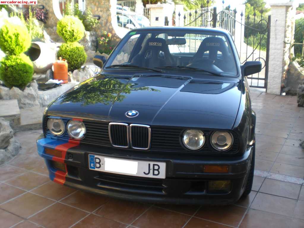 Vendo bmw e30
