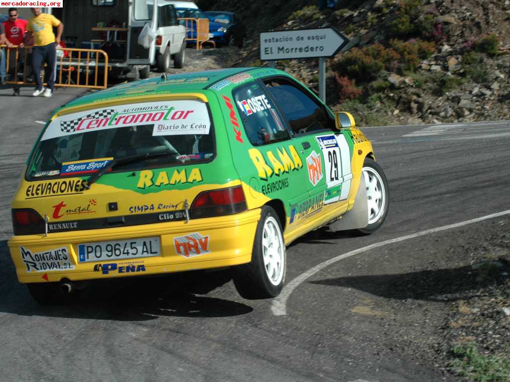 Yo barriendo para casa