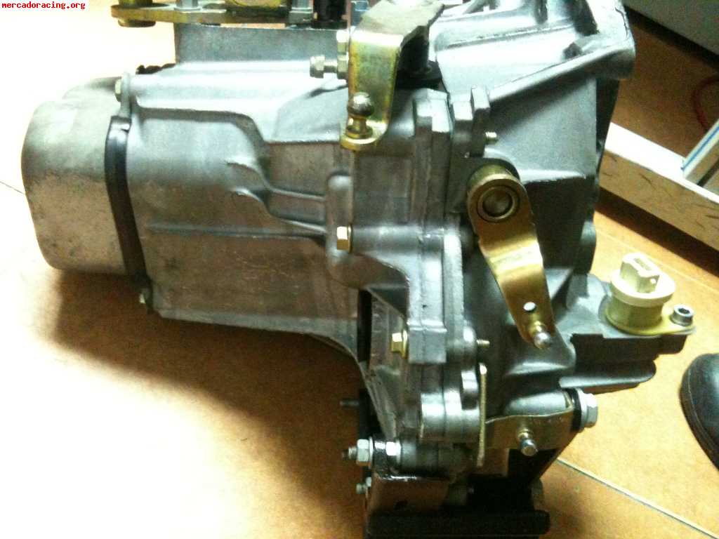 Vendo caja de cambios de Citroen Xsara 1.6 16v del 2001. Vendo caja de cambios de Citroen Xsara 1.6 16v del 2001.