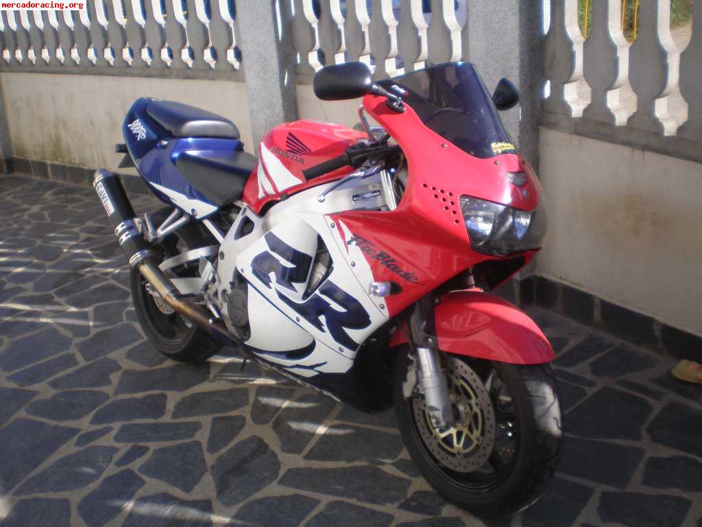 900 rr honda