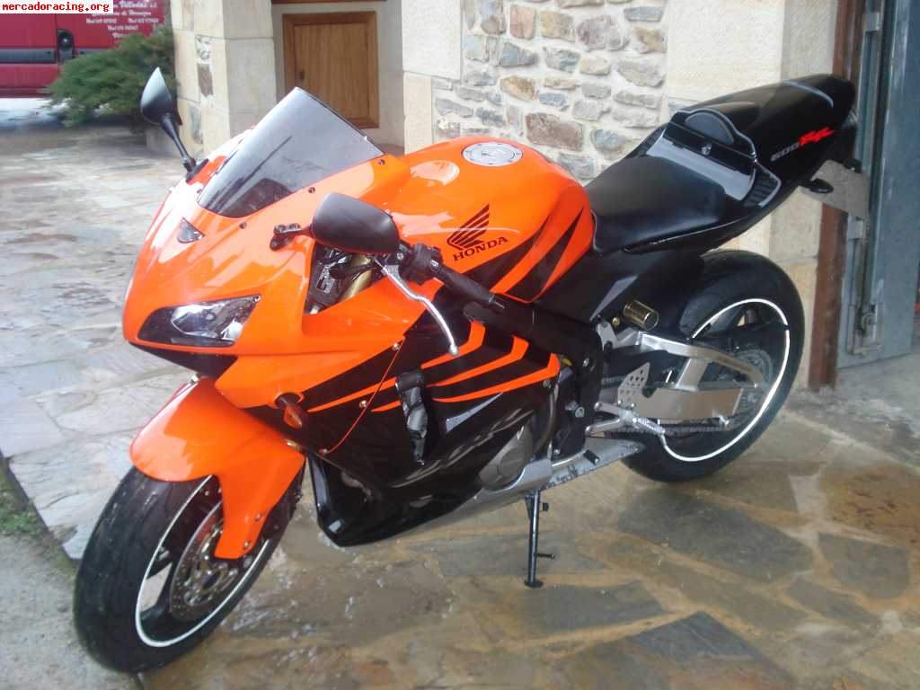 Vendo Honda CBR 600 RR Vendo Honda CBR 600 RR