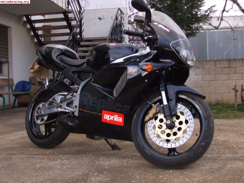 vendo-o-cambio-por-coche-aprilia-rs-125-98-valentino-rossi.jpg