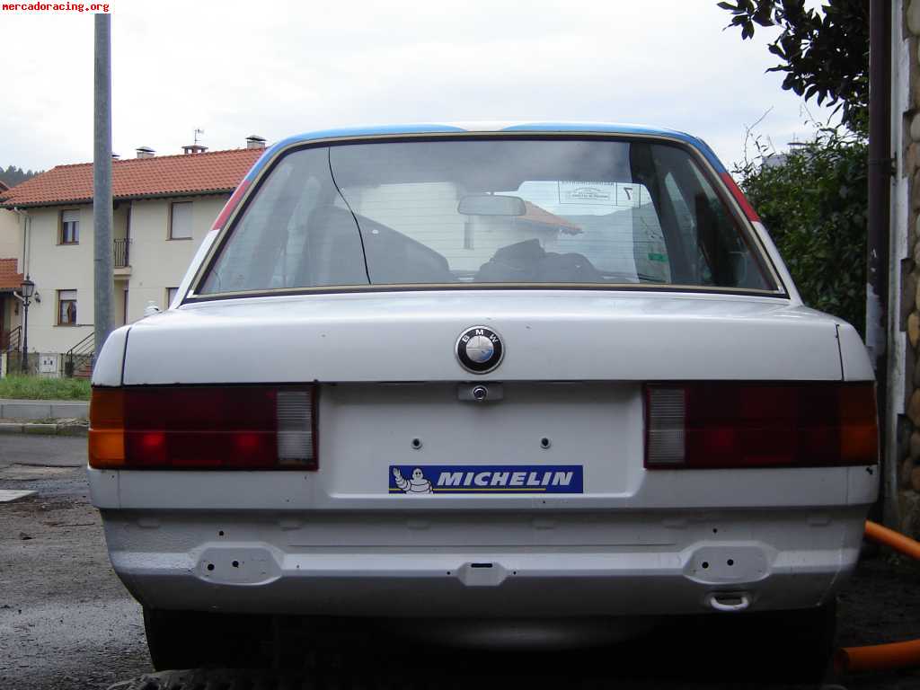 Cuantos cilindros tiene un bmw 320i #2