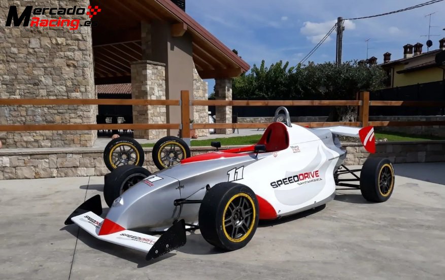 Coche Formula 3 Renault sport