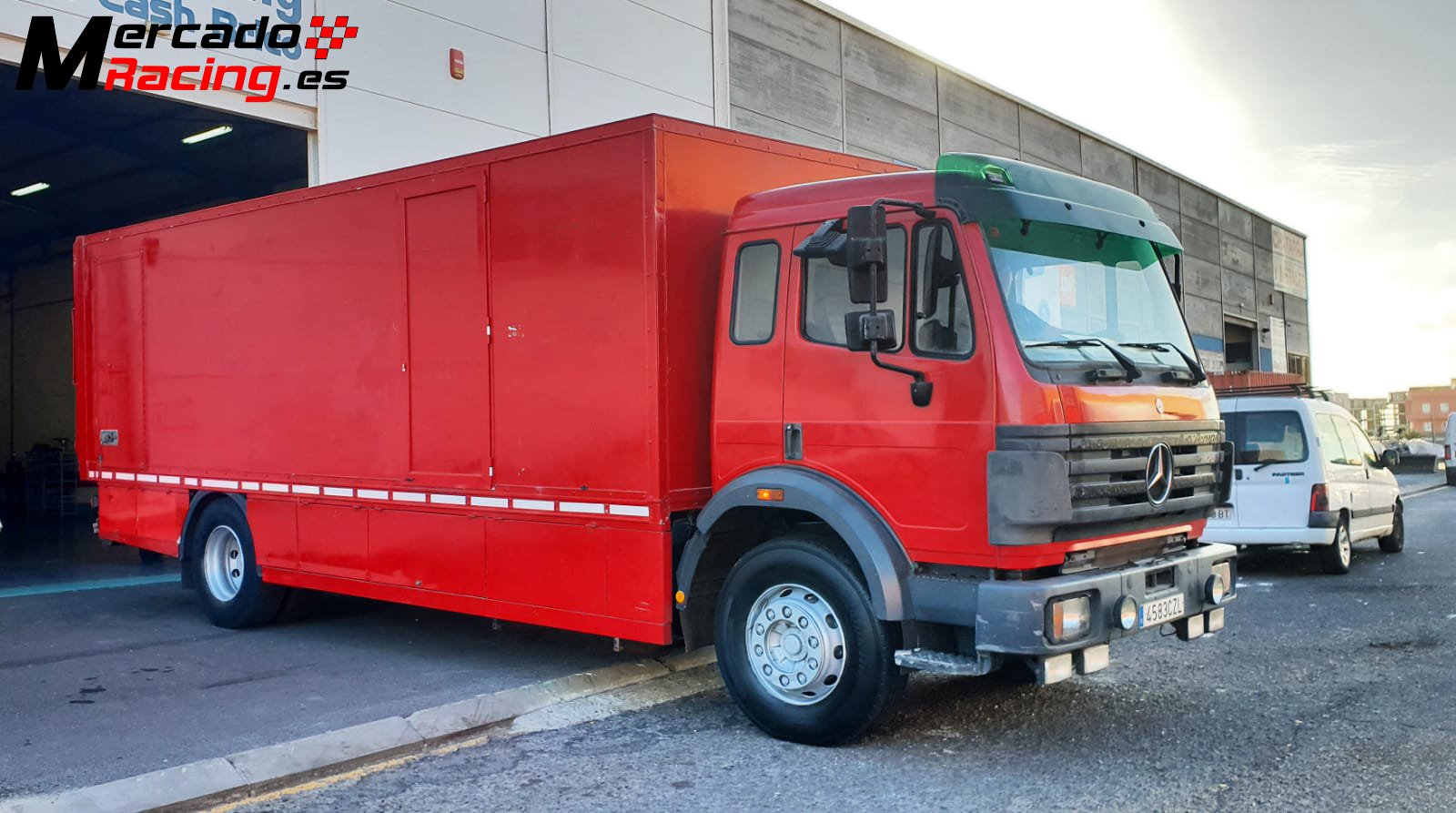 MERCEDESBENZ CAMION DE ASISTENCIA MERCEDESBENZ CAMION DE ASISTENCIA