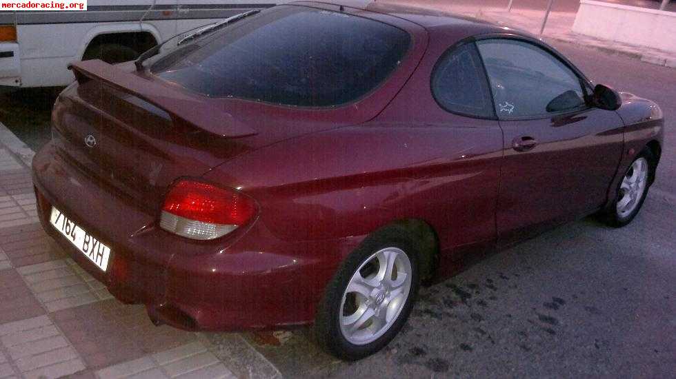 Hyundai coupe 2002