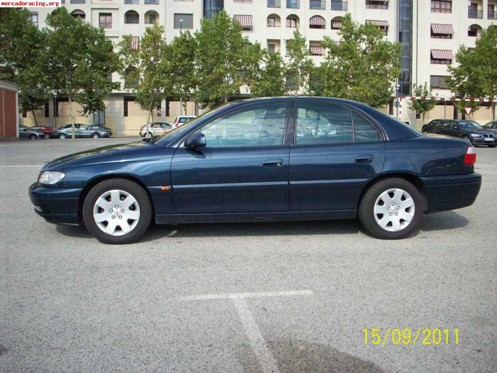 Opel omega 2000