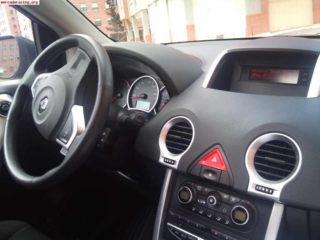 Renault koleos салон
