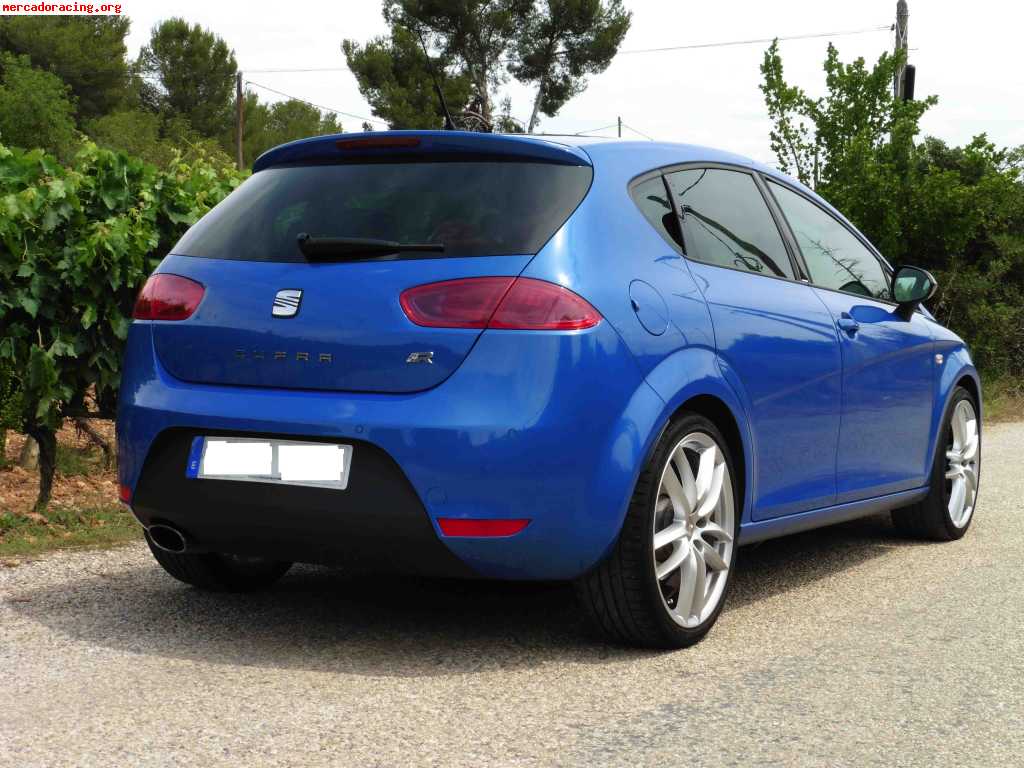 SEAT Leon Cupra R