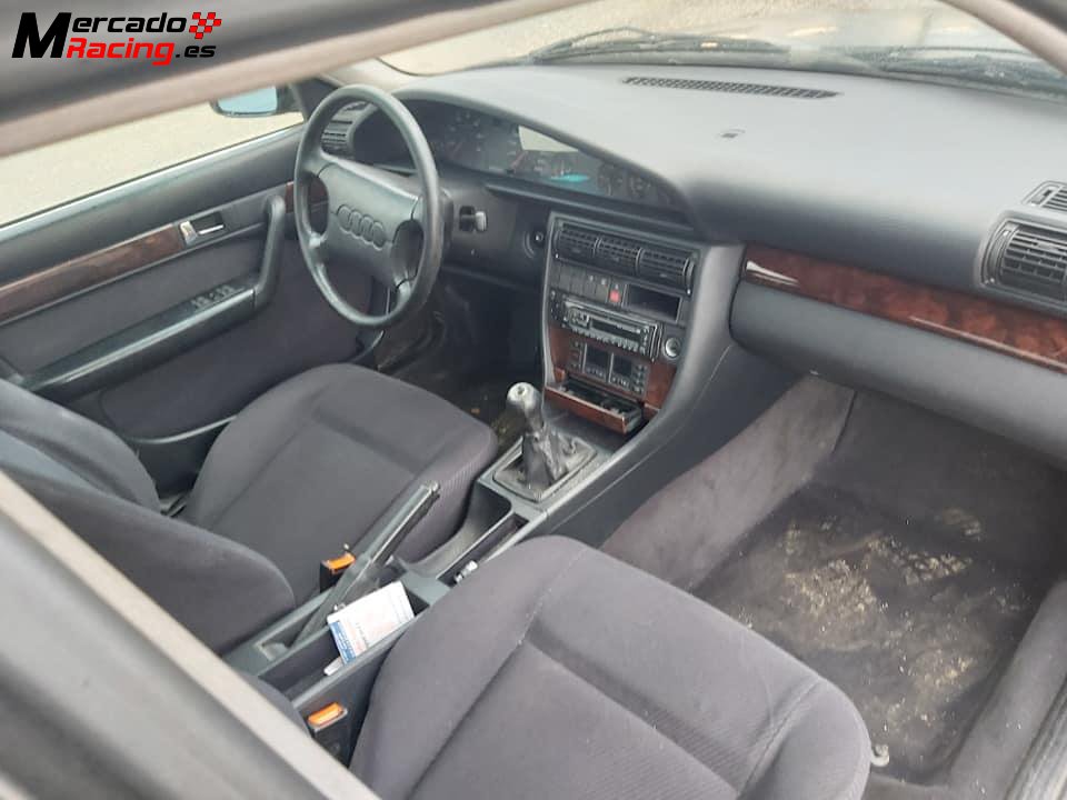 Audi 100 салон