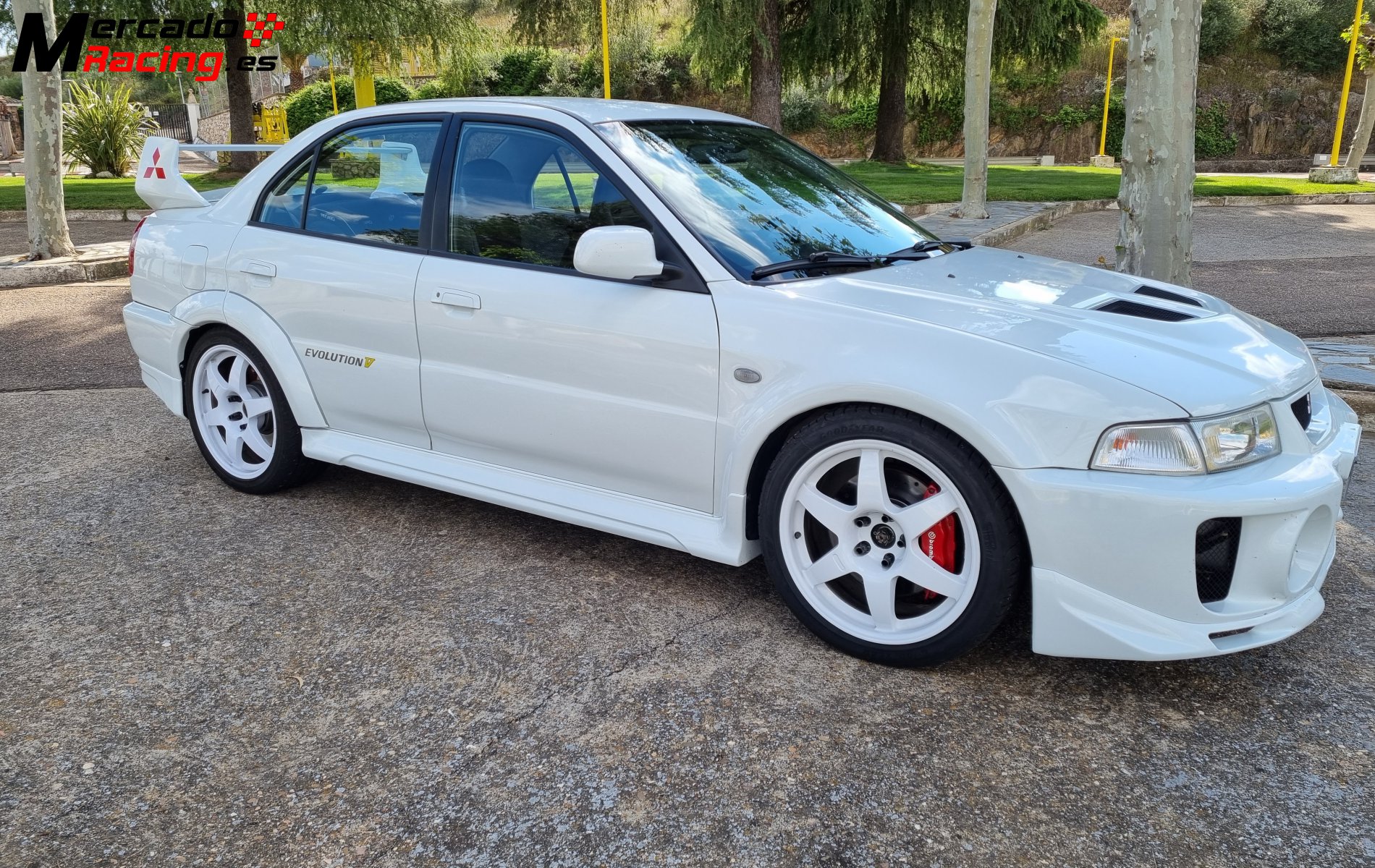 Mitsubishi lancer v
