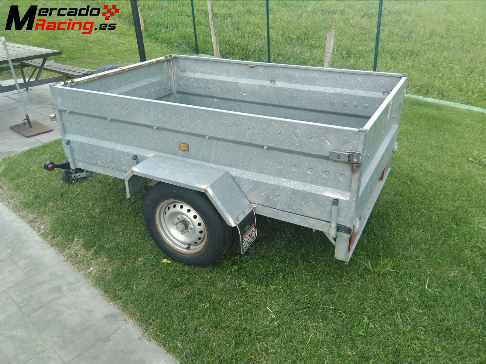 Vendo REMOLQUE DE CARGA Vendo REMOLQUE DE CARGA