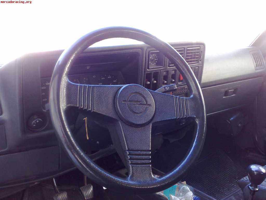 Opel kadett салон