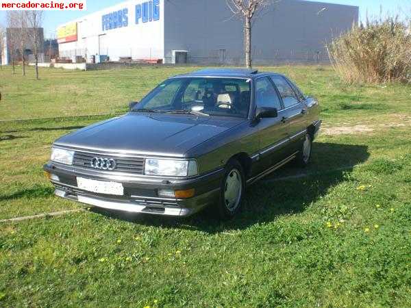 Audi 200 1983