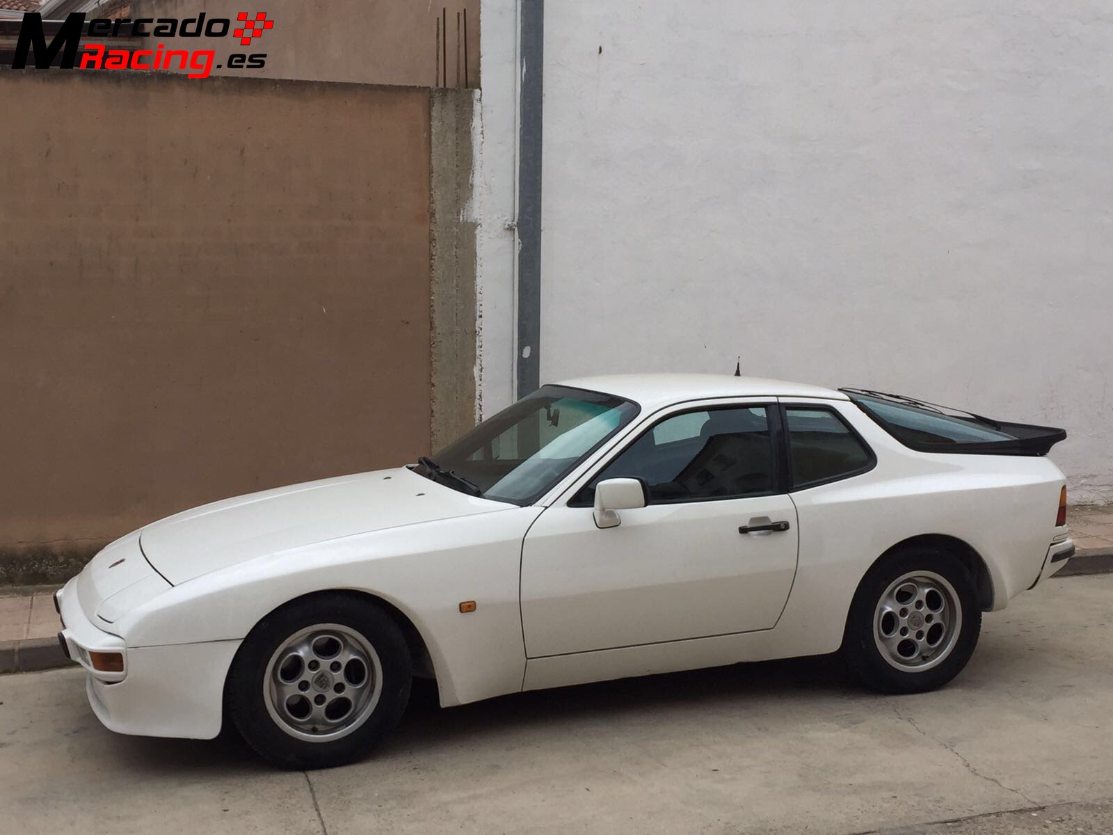 Порше 944 черный