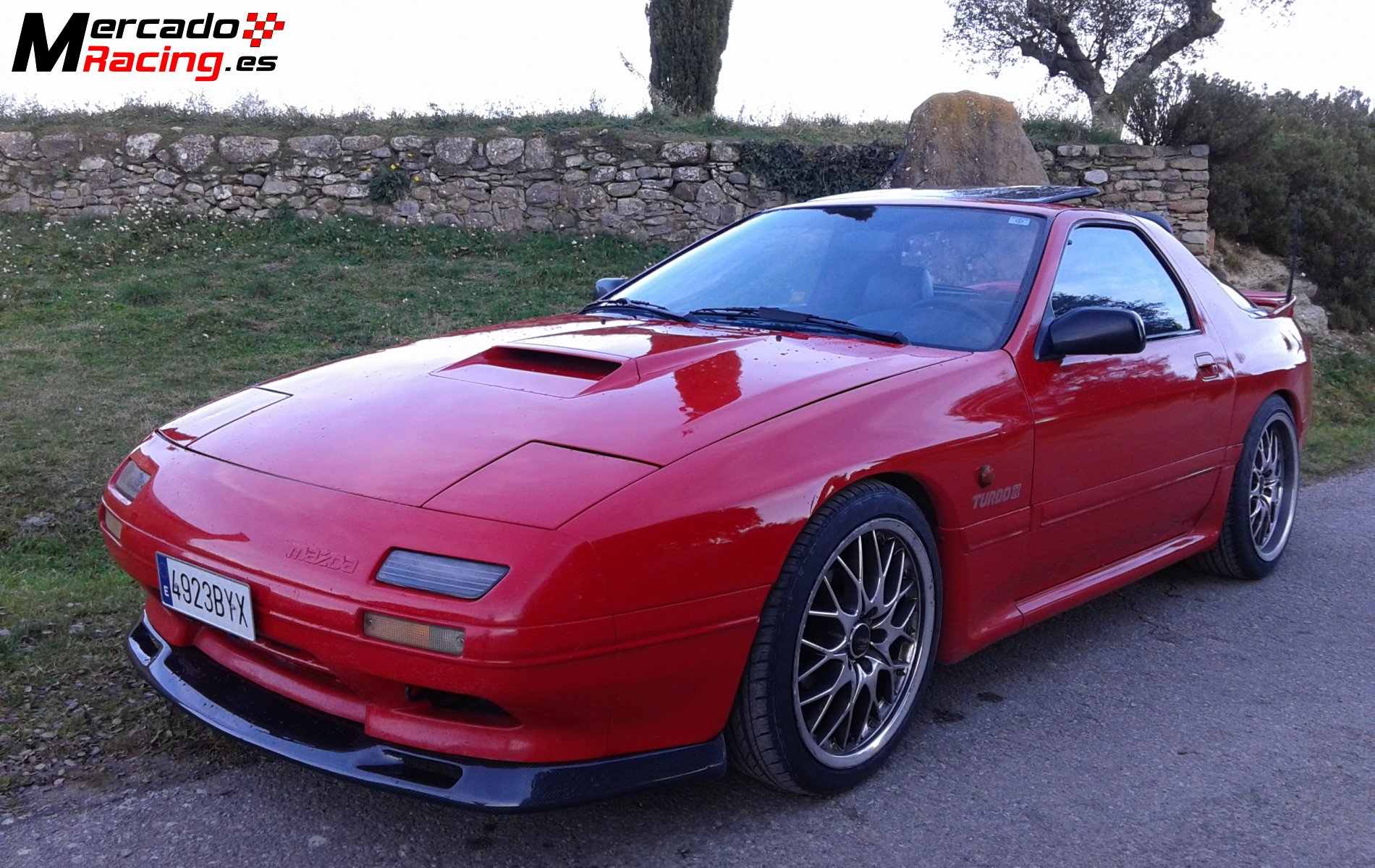Желтая mazda rx7