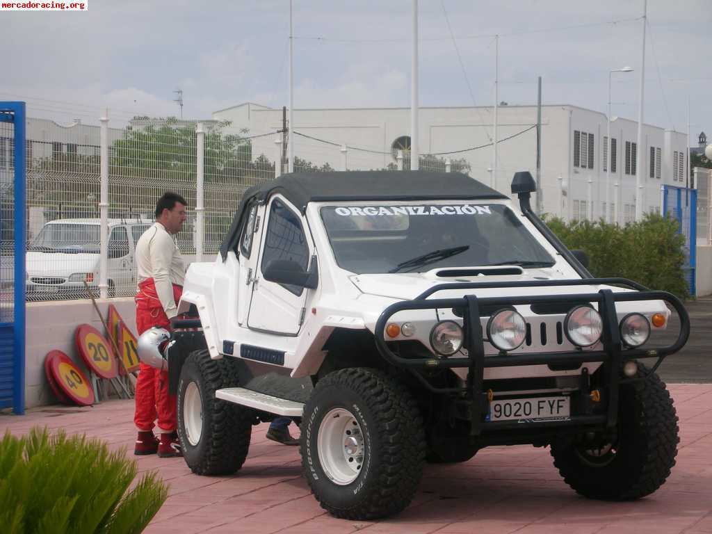 Predator машина 4x4