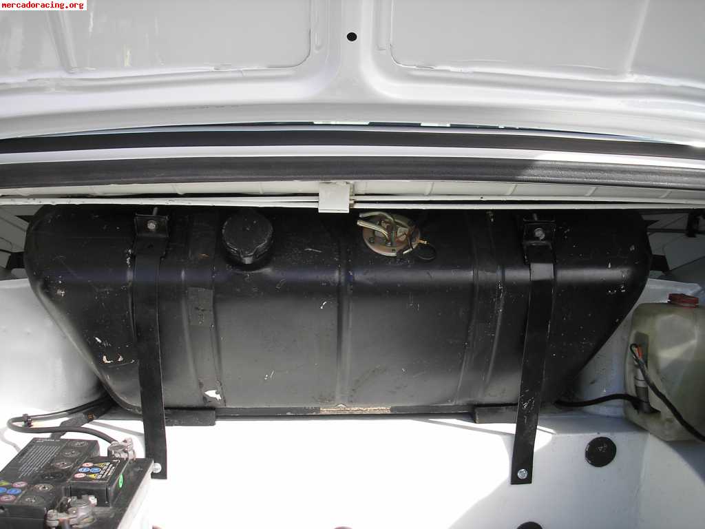 Deposito auxiliar de combustible para Seat 124 Deposito auxiliar de combustible para Seat 124