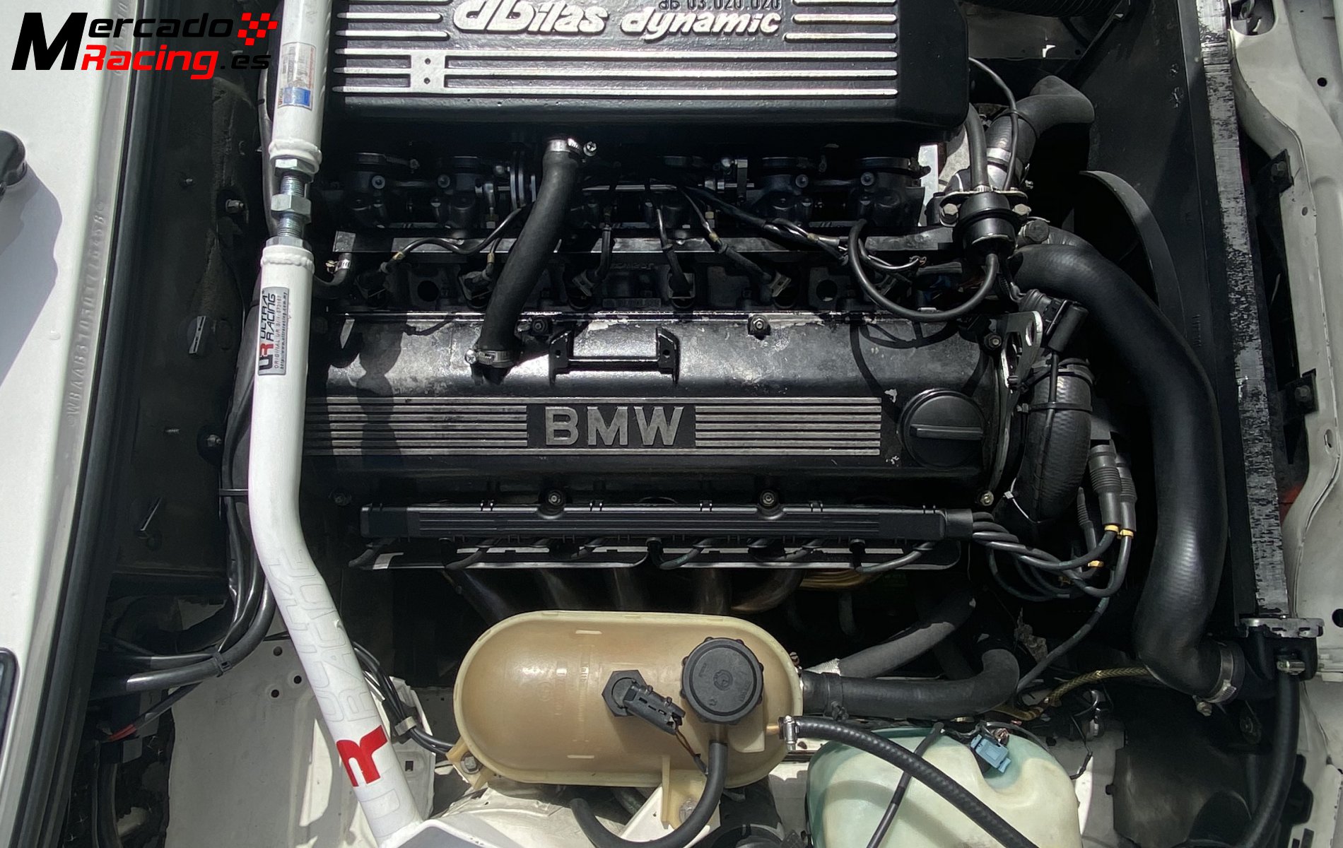 Motor bmw e30 325i
