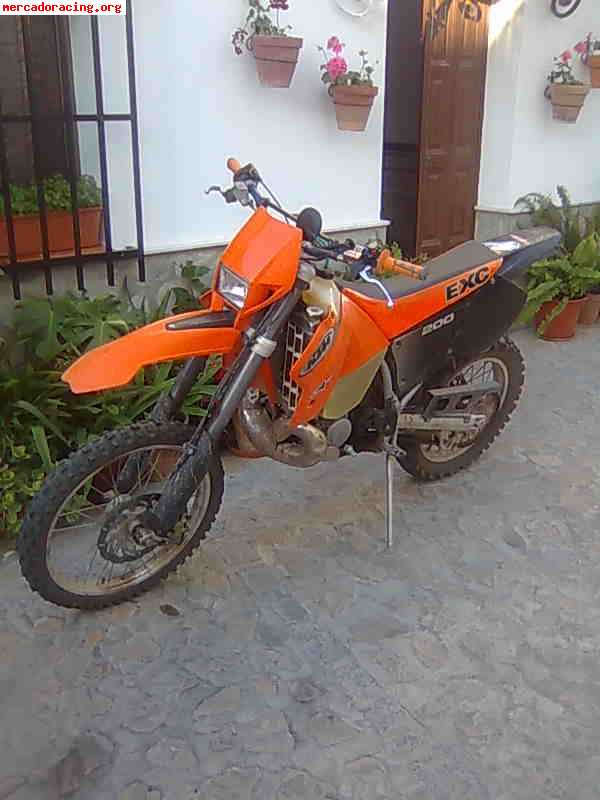se vende ktm exc 200 del 2002