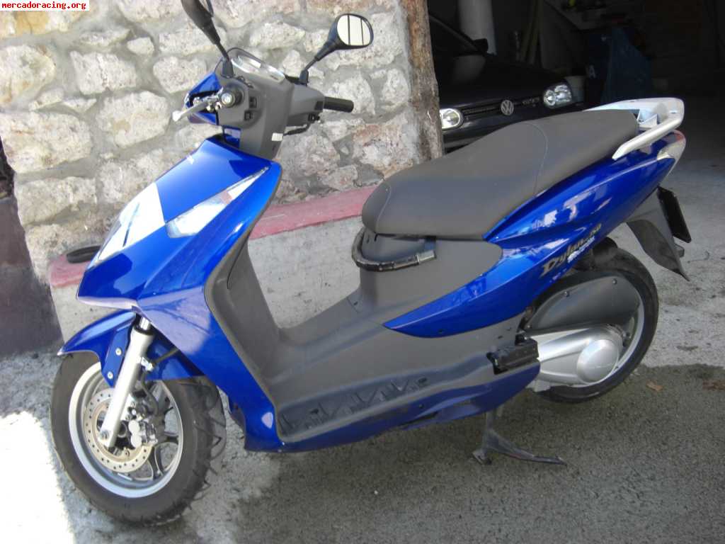 Honda dylan 150