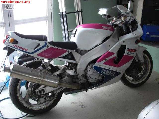 YAMAHA YZF 750 R