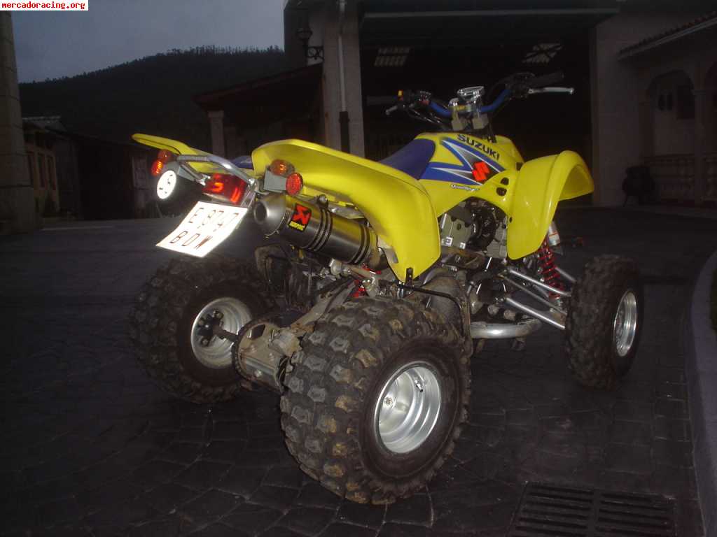 suzuki LTZ 400.