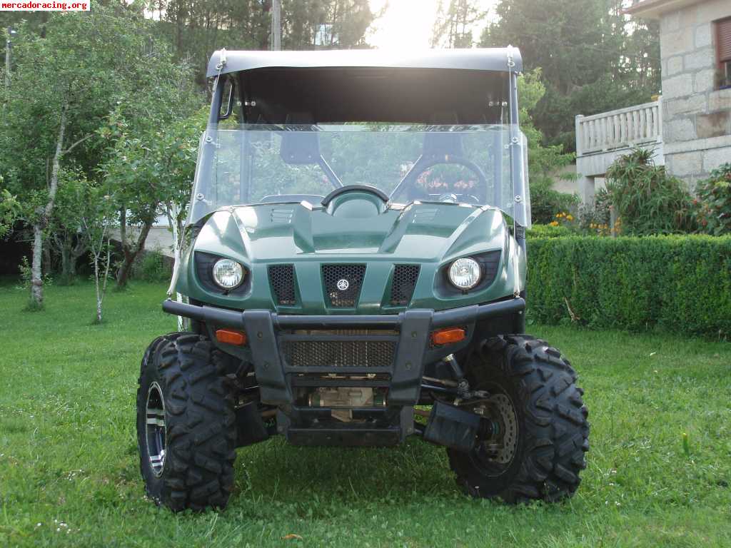 Vendo Yamaha Rhino 660 perfecto estado.