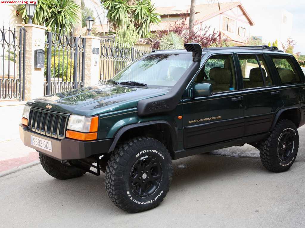 Vendo Jeep Grand Cherokee 5.2 V8 Limited Muy preparado. Acep