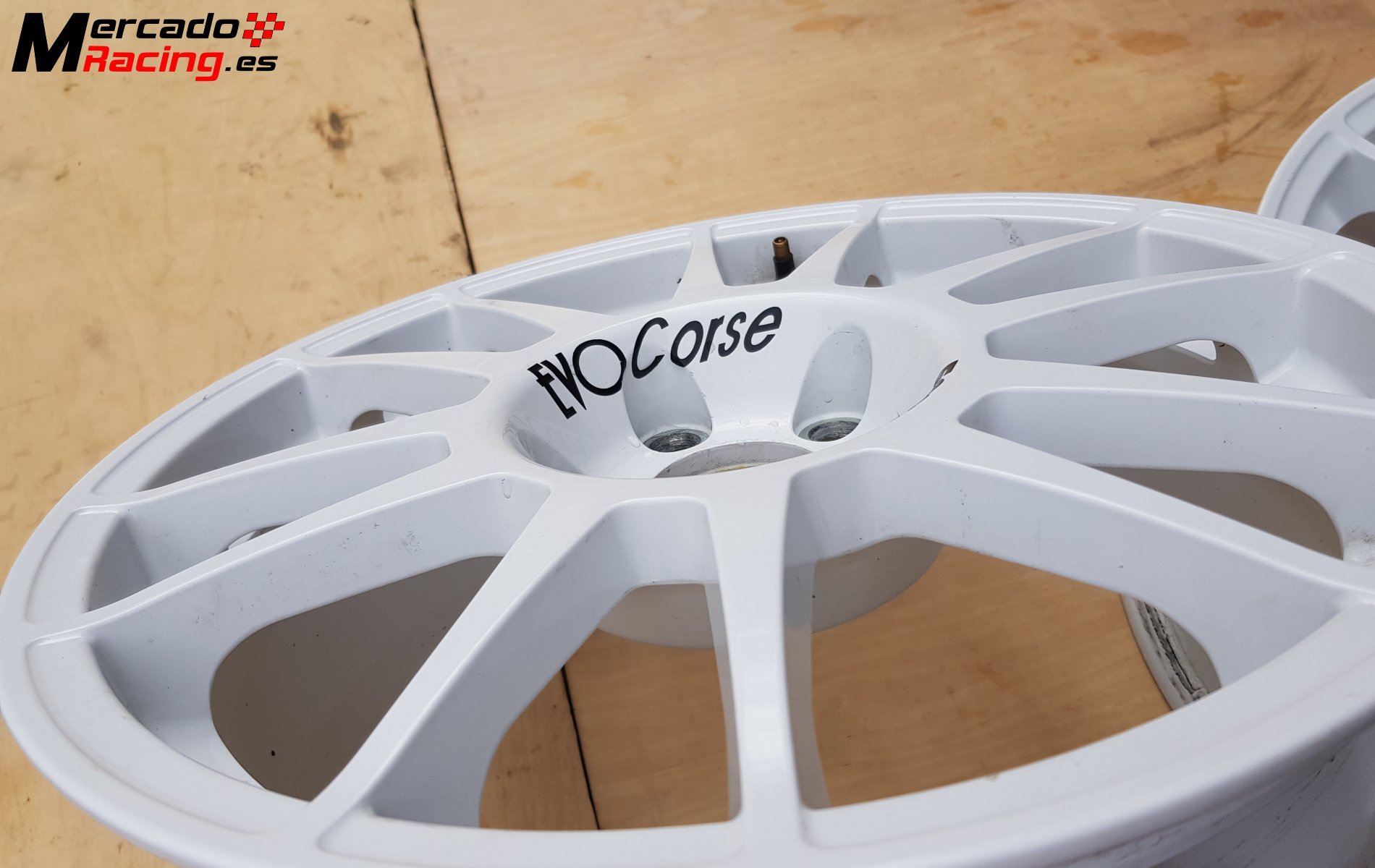 vuelta corsa superlite